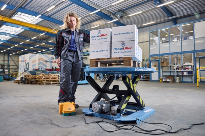 Hanselifter Stationärer Hubtisch mit drehbarer Plattform Hubhöhe 700mm Tragkraft 1000kg