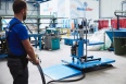 HanseLifter Hubtisch HTF-G 230V oder 380V mit Auffahrrampe Hubhöhe 840mm Tragkraft 1000kg HanseLifter Hubtisch HTF-G 230V oder 380V mit Auffahrrampe Hubhöhe 840mm Tragkraft 1000kg-small