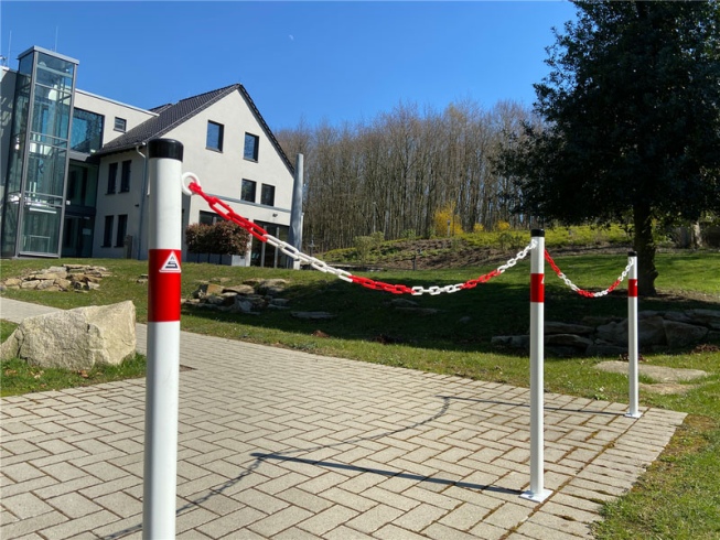 Schake Absperrpfosten ortsfest aus Stahlrohr Ø42x2,5 900mm Überflur