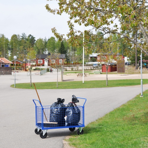 Kongamek Kastenwagen in blau 1366x800x1020mm mit MDF-Platte und 4 Gitterwänden mit Gummibereifung und Bremse