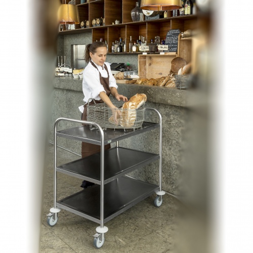 Kongamek Edelstahl- Tischwagen rostfrei mit 2 Böden 825x500mm mit Gummibereifung und Bremse