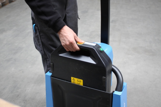 Hanselifter Elektrohubwagen E-LI-FLOW Tragfähigkeit 1500kg